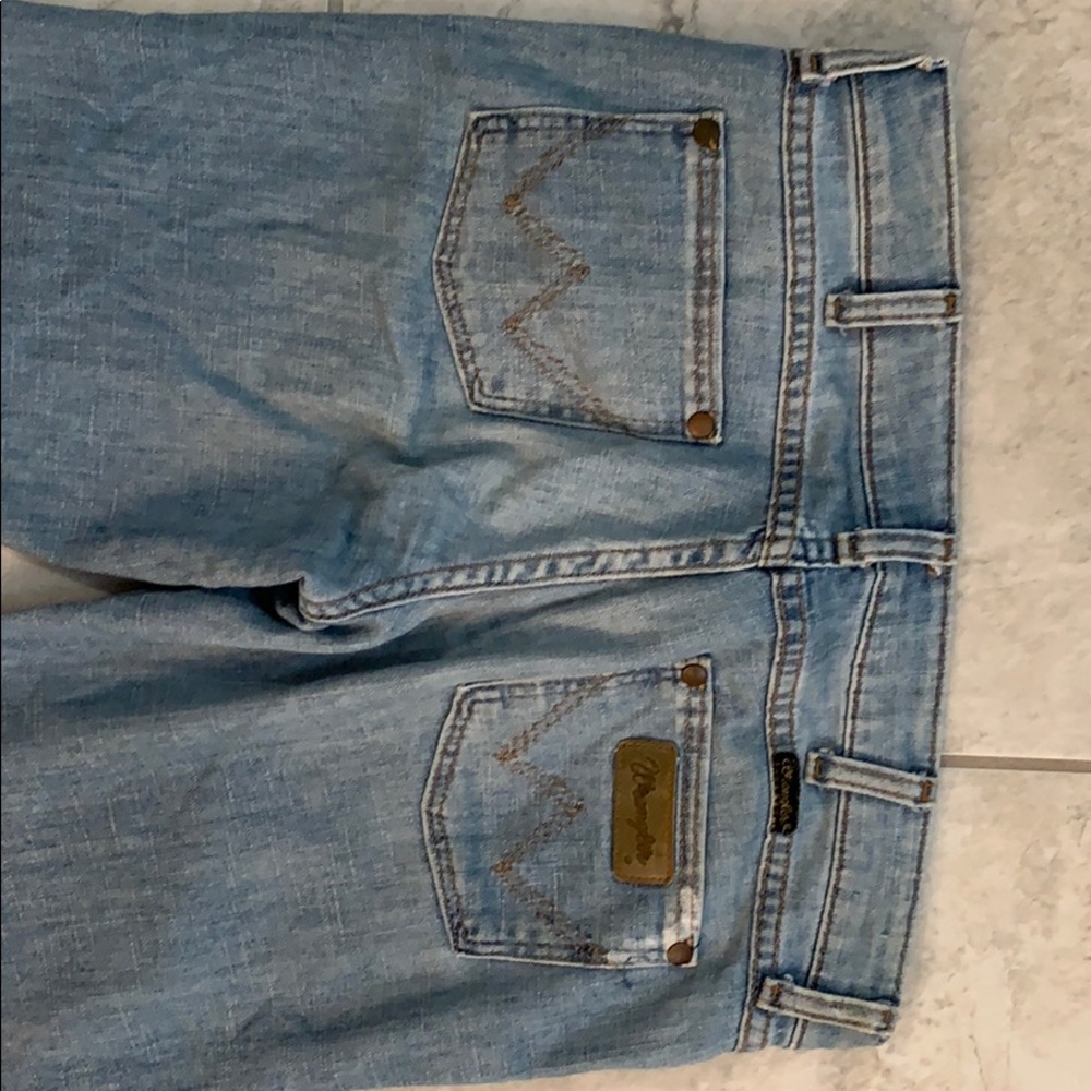 Distressed, boho,Urban Outfitters, Wrangler Jeans